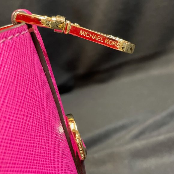 EUC Michael Kors medium saffiano leather tote bag deep fuschia - Picture 4 of 16
